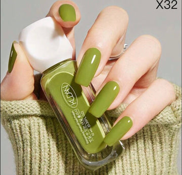 Peelable water based nail polish green