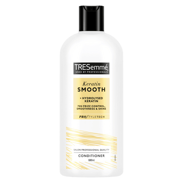 TRESemmé Conditioner Keratin Smooth 680ml